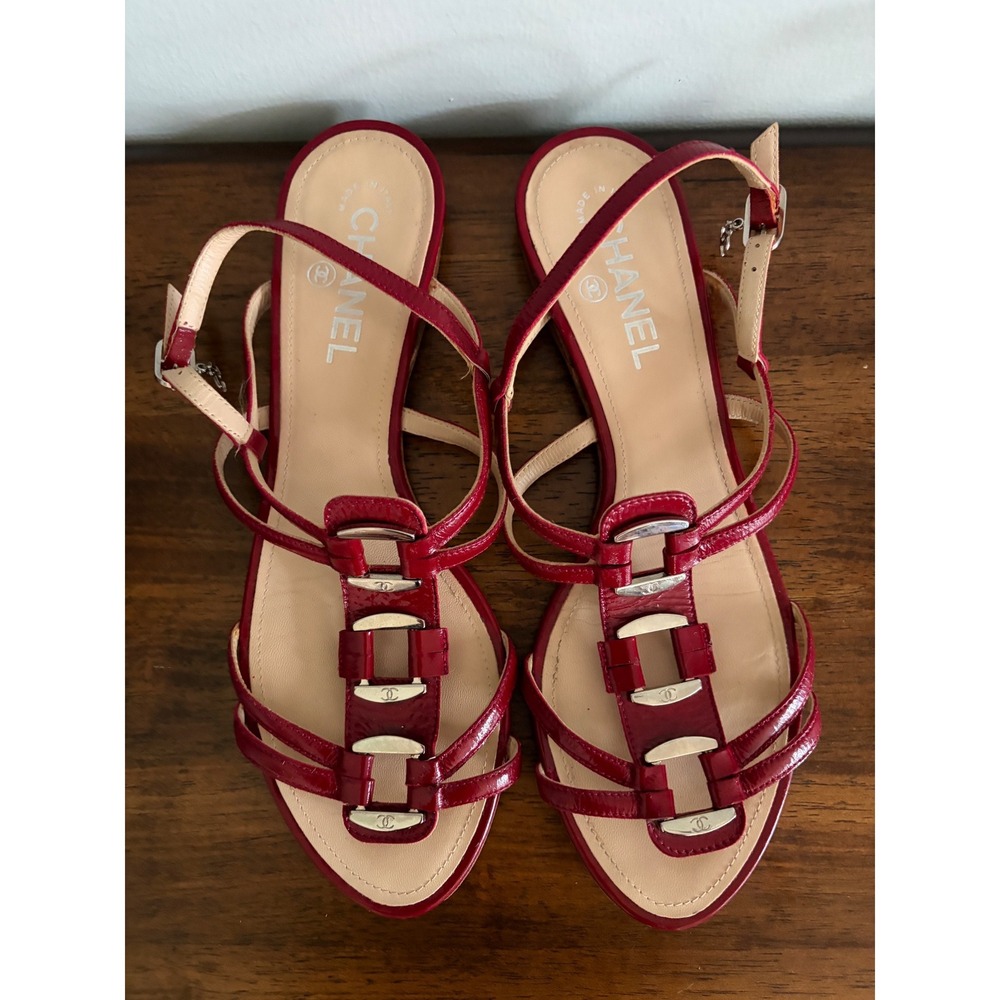 Vtg CHANEL Red Patent Leather Strappy Sling Back Sandals Size 40/US 9-9.5